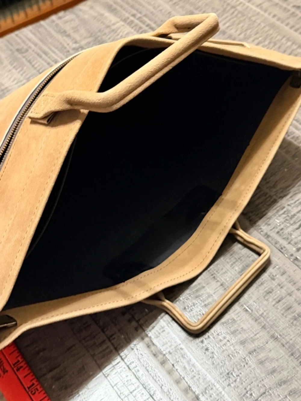Vtg. Hazel Genuine Mojave Suede Portfolio Tote Bag in Tan (1970’s)